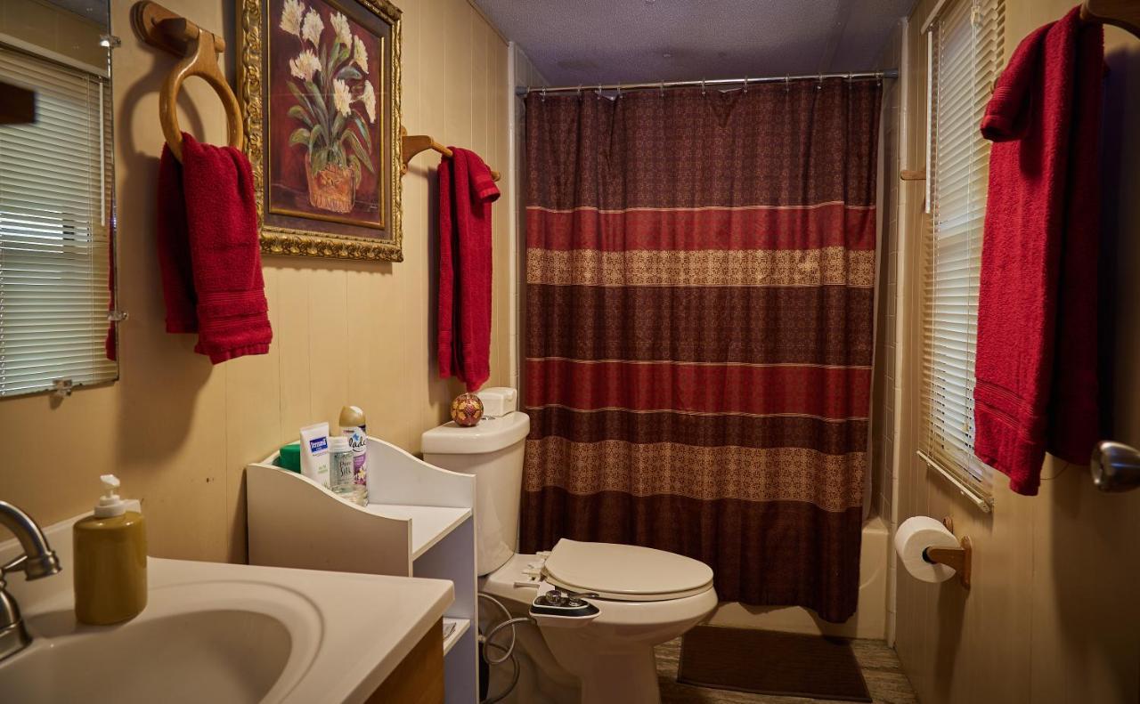 Room In Bb - Pleasant Days Bb Tropical Master Suite Homosassa Esterno foto