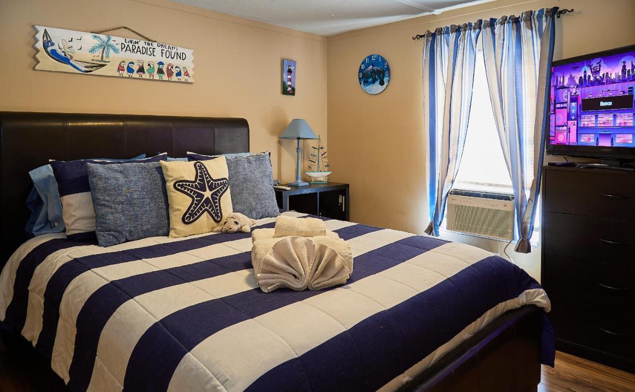 Room In Bb - Pleasant Days Bb Tropical Master Suite Homosassa Esterno foto